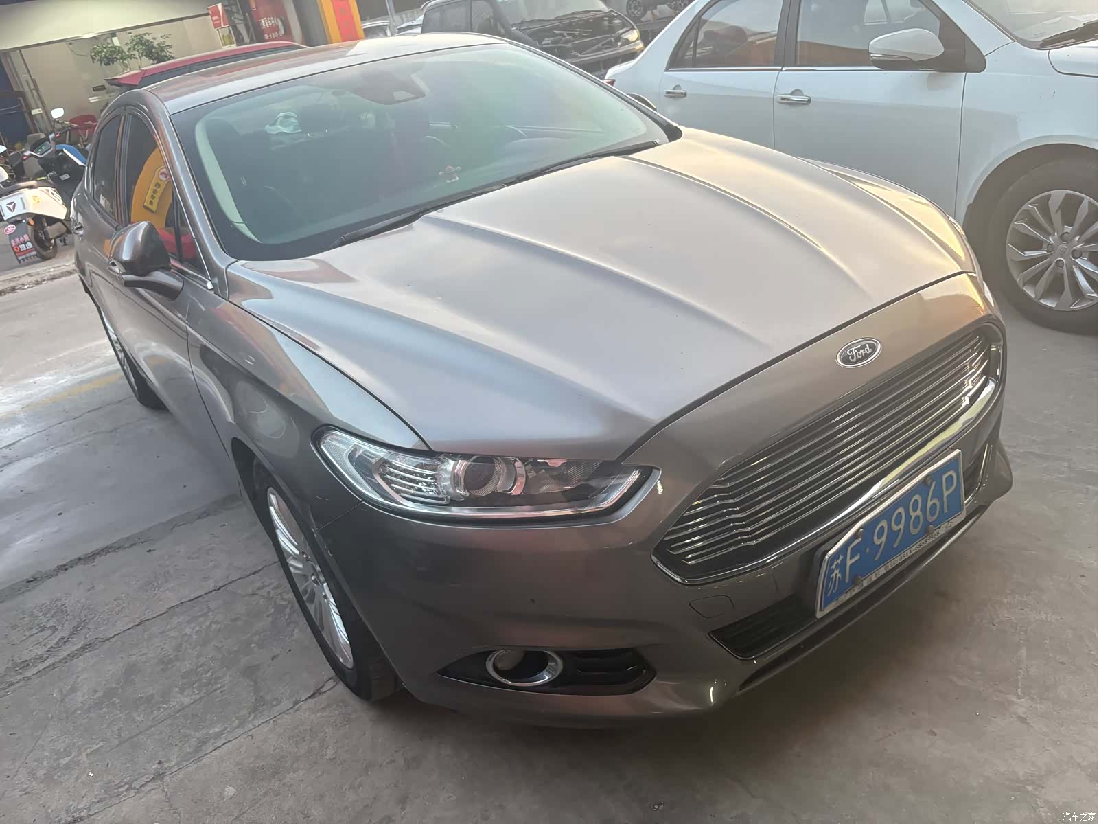 Ford Mondeo, 2014 3