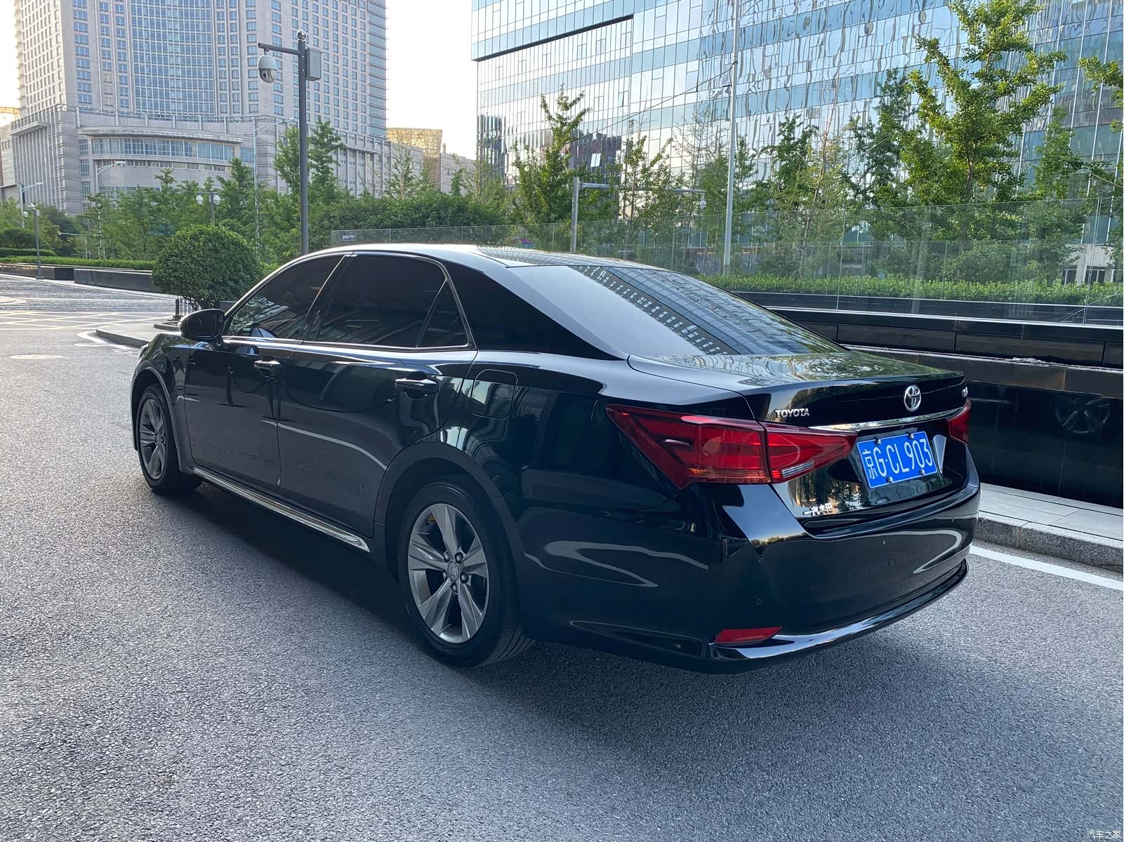 Toyota Crown, 2017 3