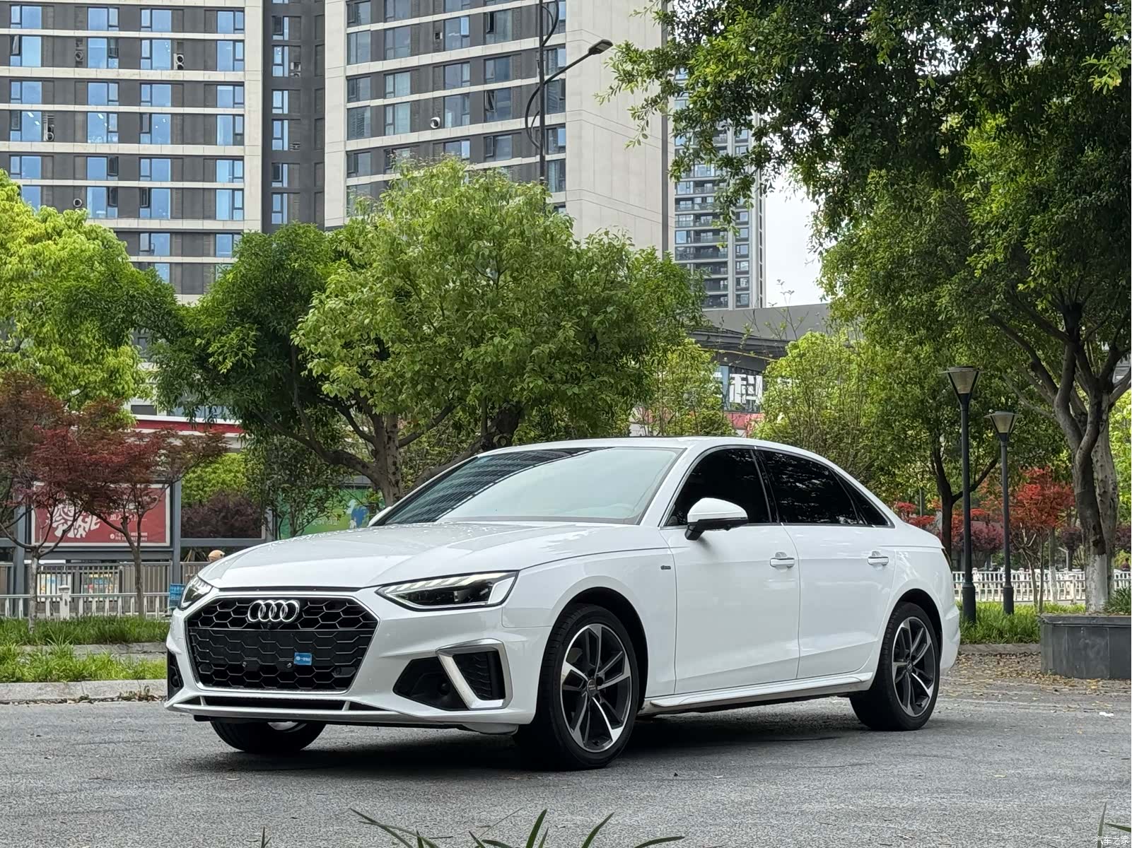 Audi A4L, 2020 1