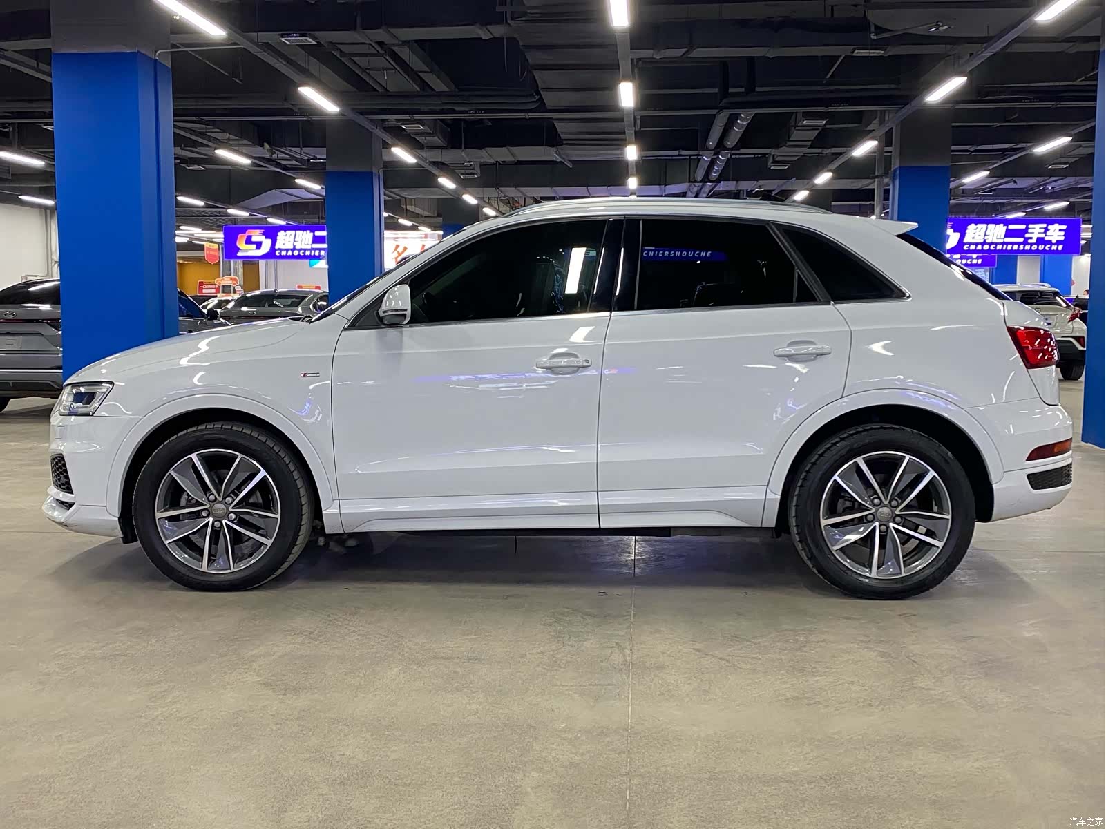 Audi Q3, 2019 8