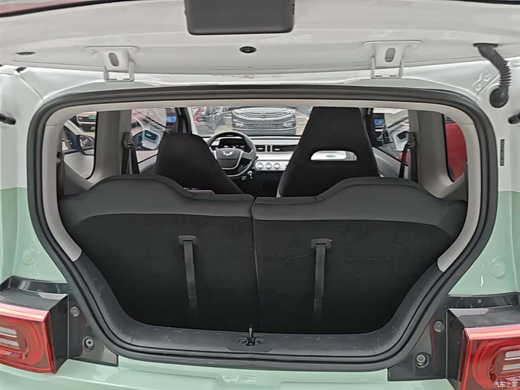 Wuling MINIEV, 2021 19