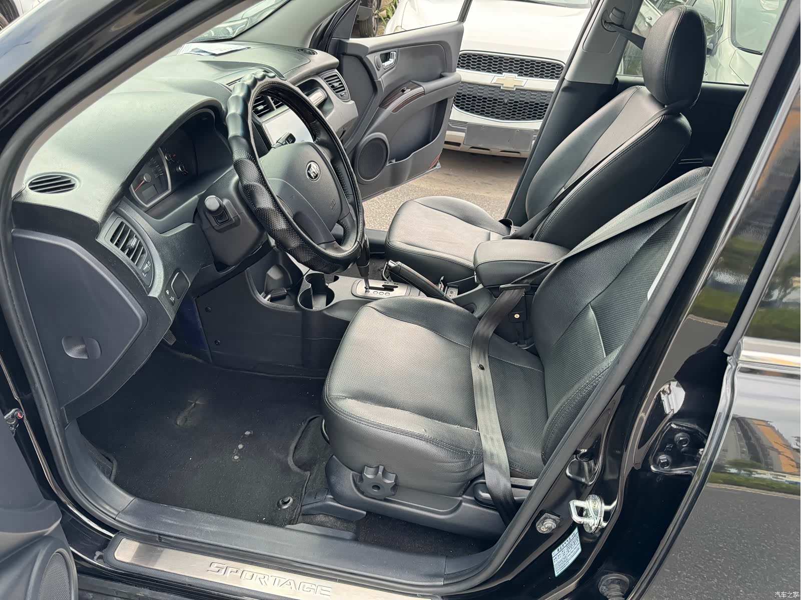 Kia GLS, 2014 11