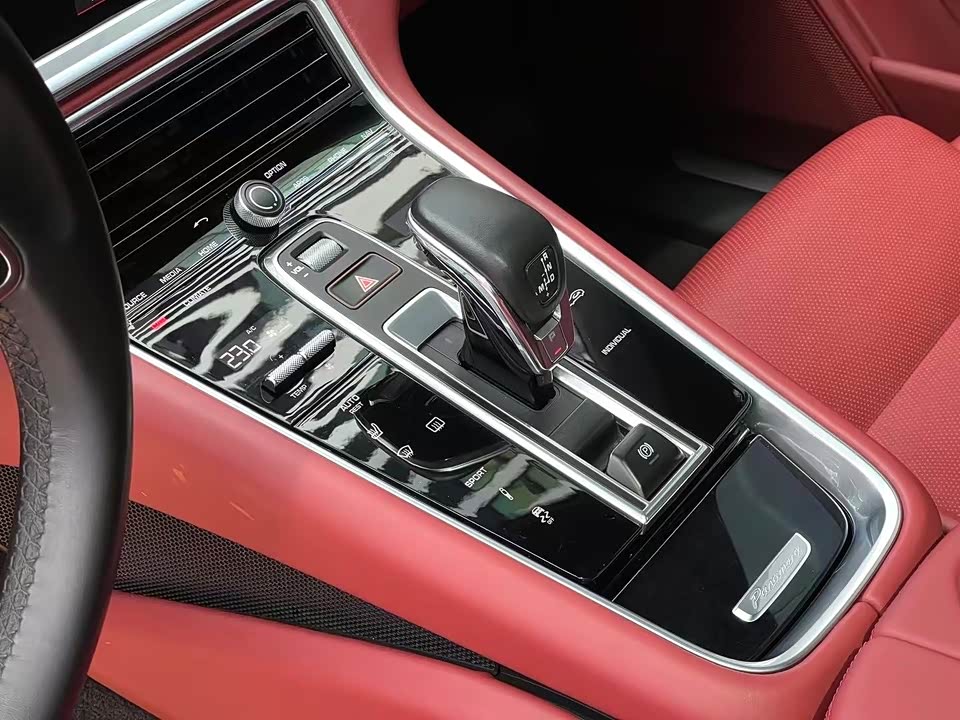 Porsche Panamera Porsche Panamera