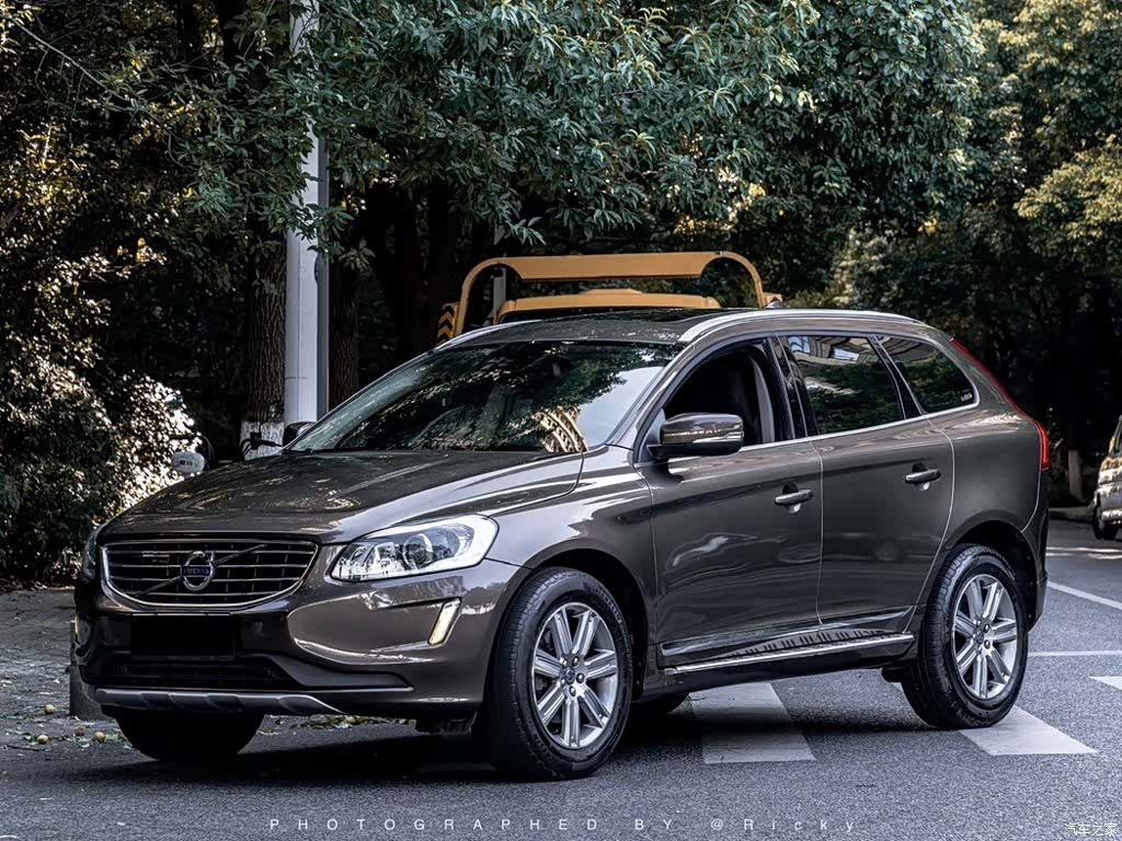 Volvo XC60, 2015 1