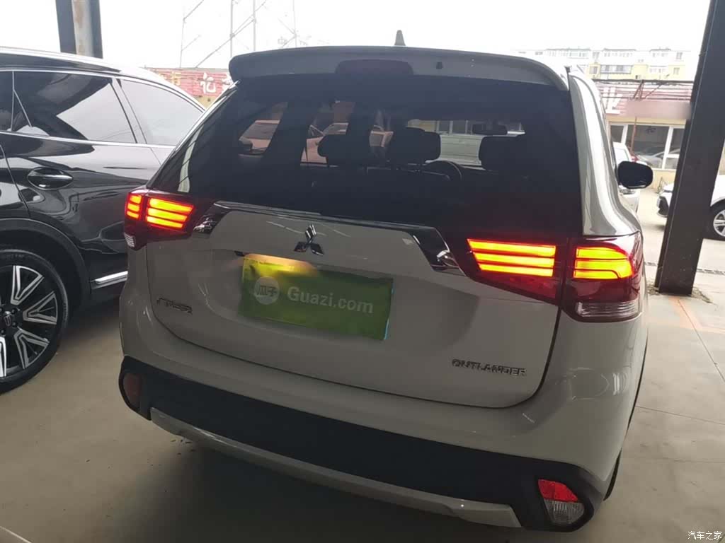 Mitsubishi Outlander, 2018 6