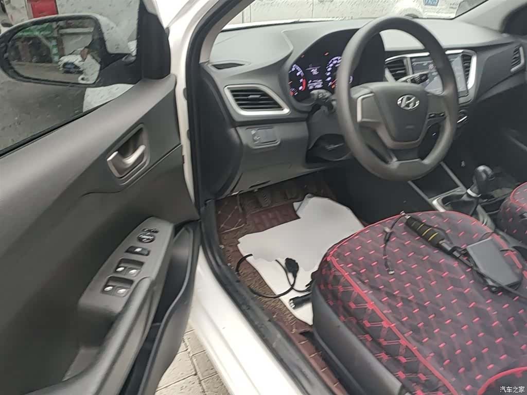Hyundai GLS, 2017 15