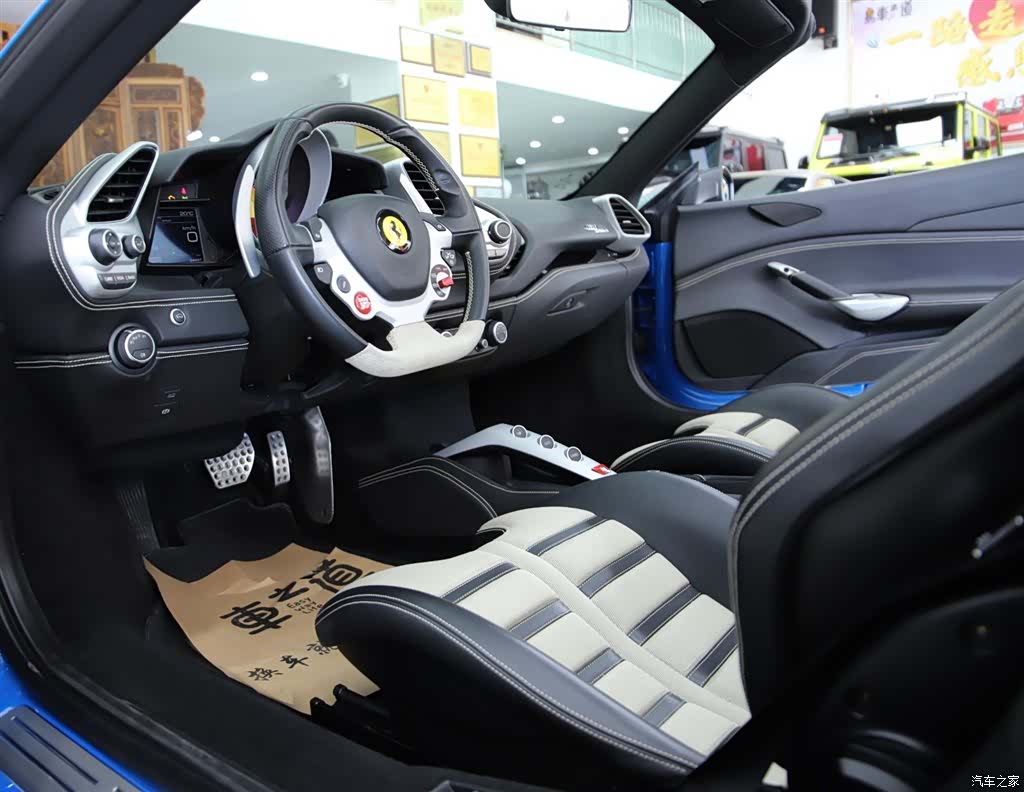 Ferrari 488, 2019 16
