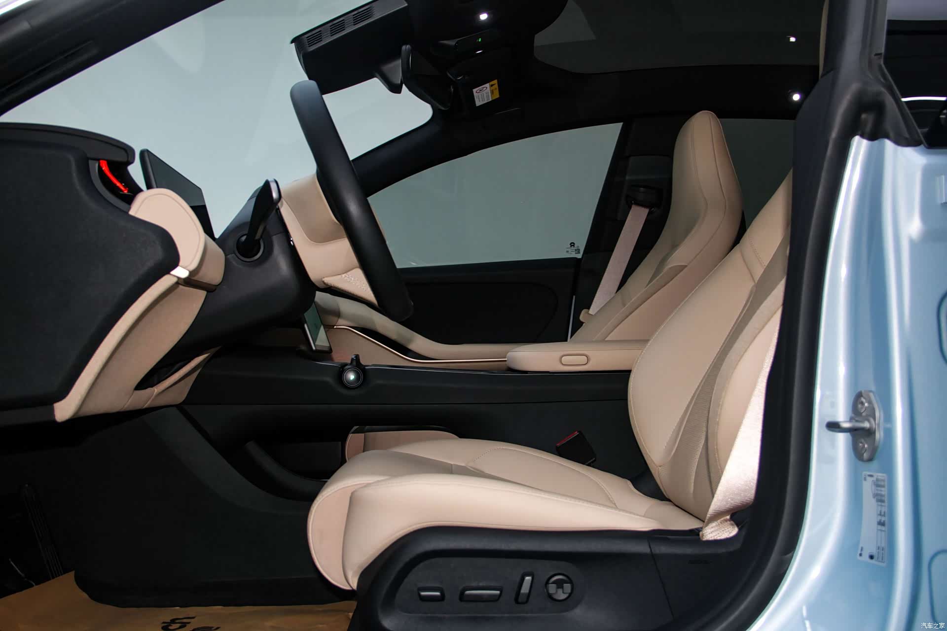 NIO ET5, 2024 10