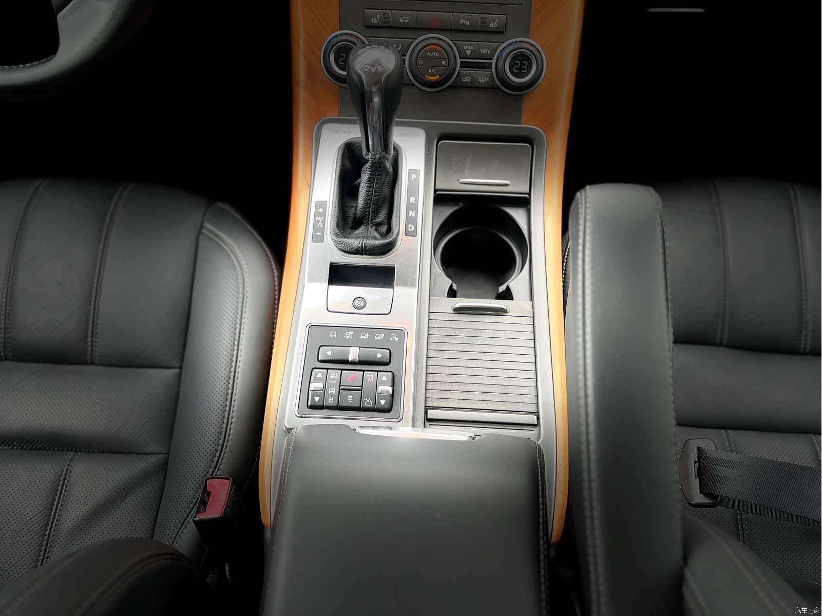 Land Rover Range Rover, 2012 8