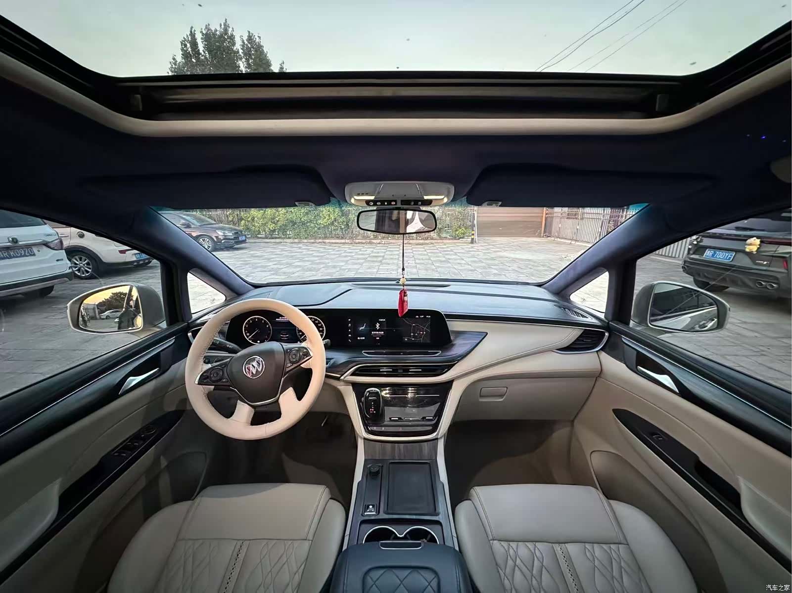 Buick GL8, 2020 9