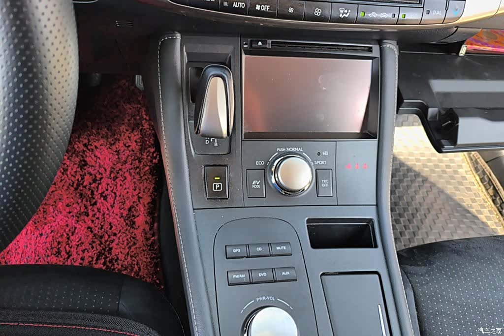 Lexus CT, 2014 16