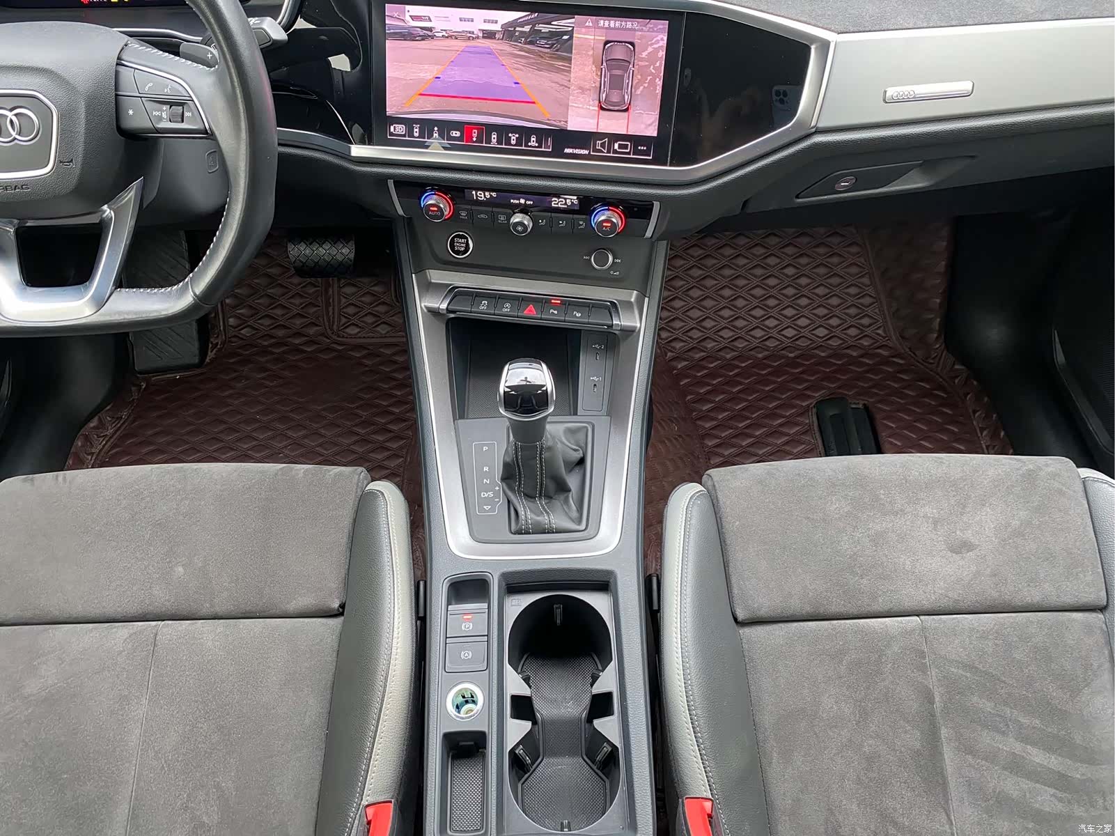 Audi Q3, 2022 14