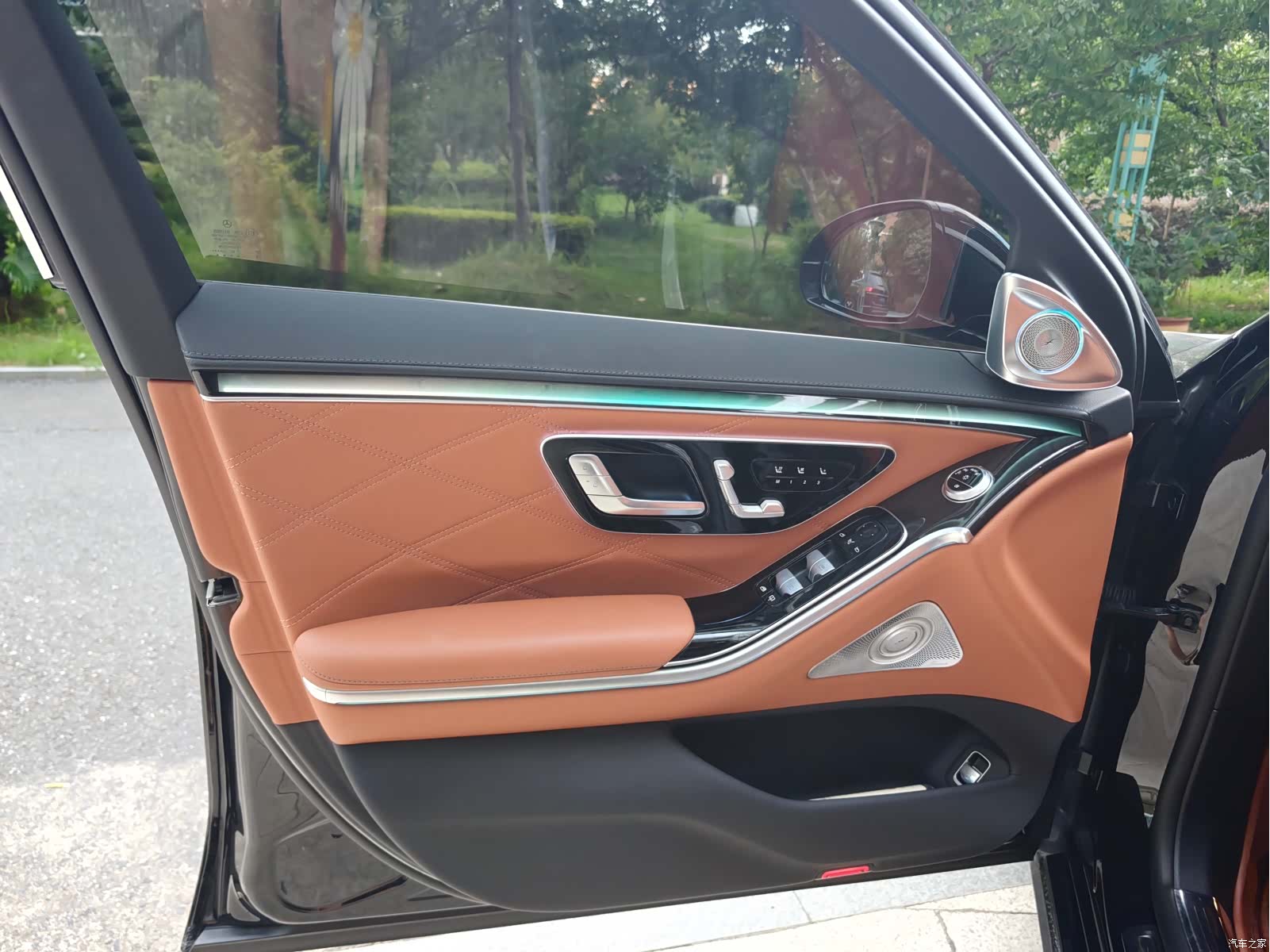 Maybach S-Class, 2023 2