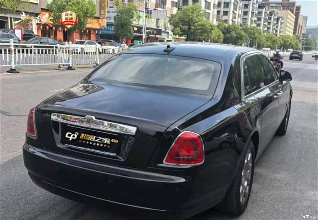 Rolls-Royce Ghost, 2012 4