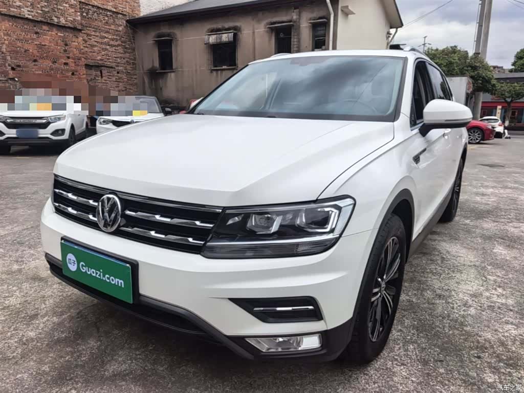 Volkswagen Tiguan L