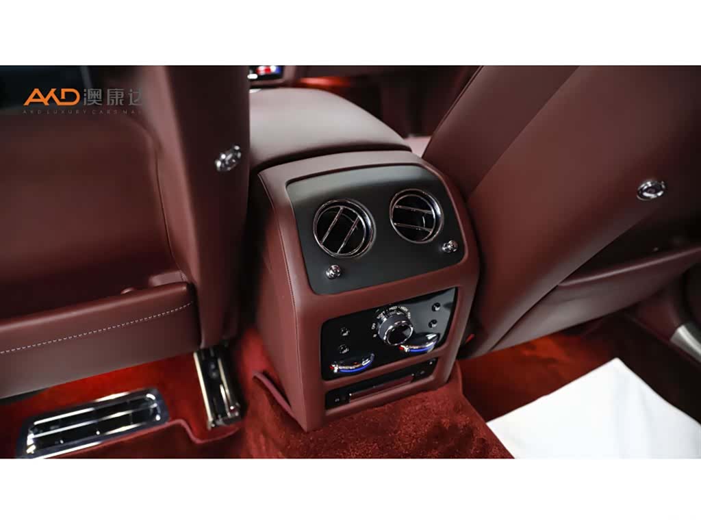 Rolls-Royce Ghost, 2022 10