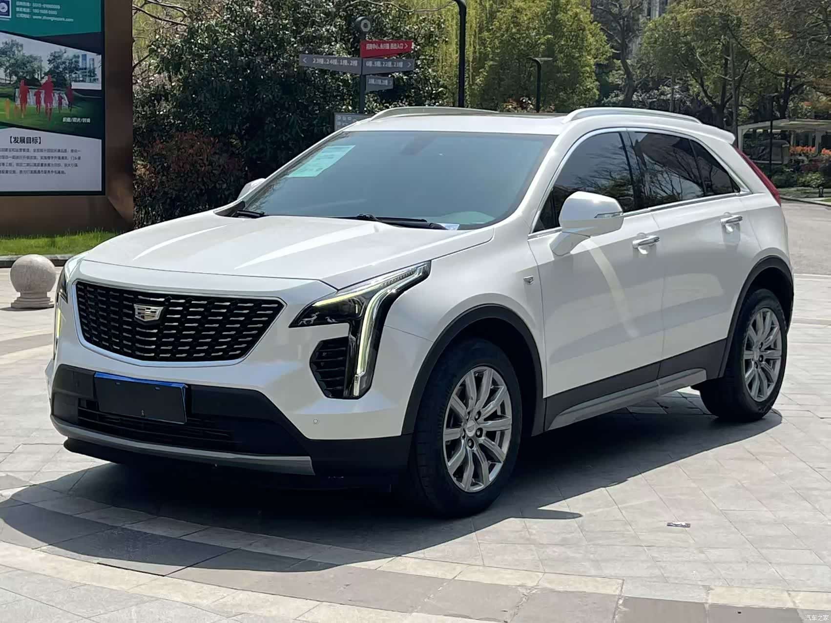 Cadillac XT4, 2020 3