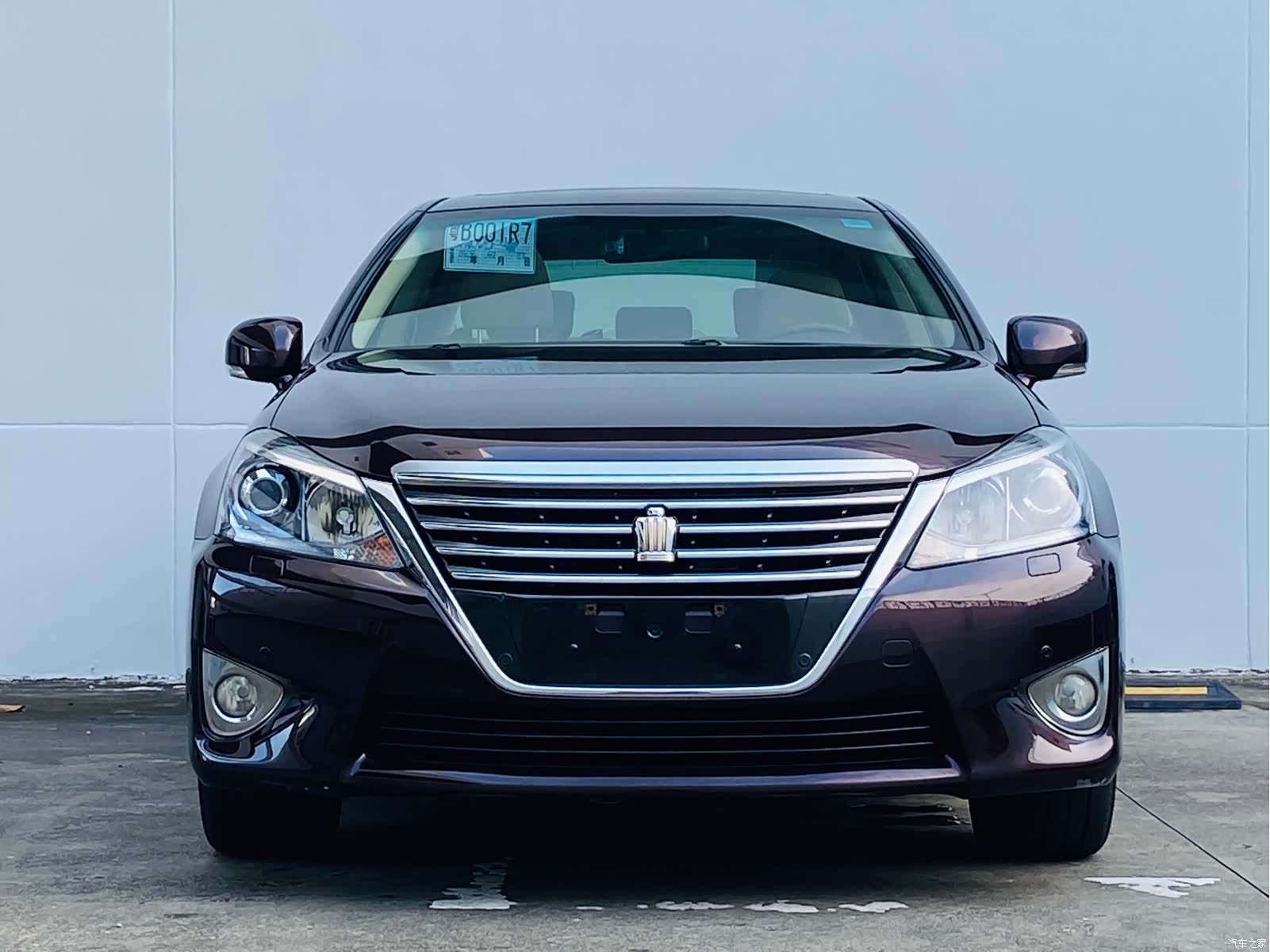 Toyota Crown, 2014 2