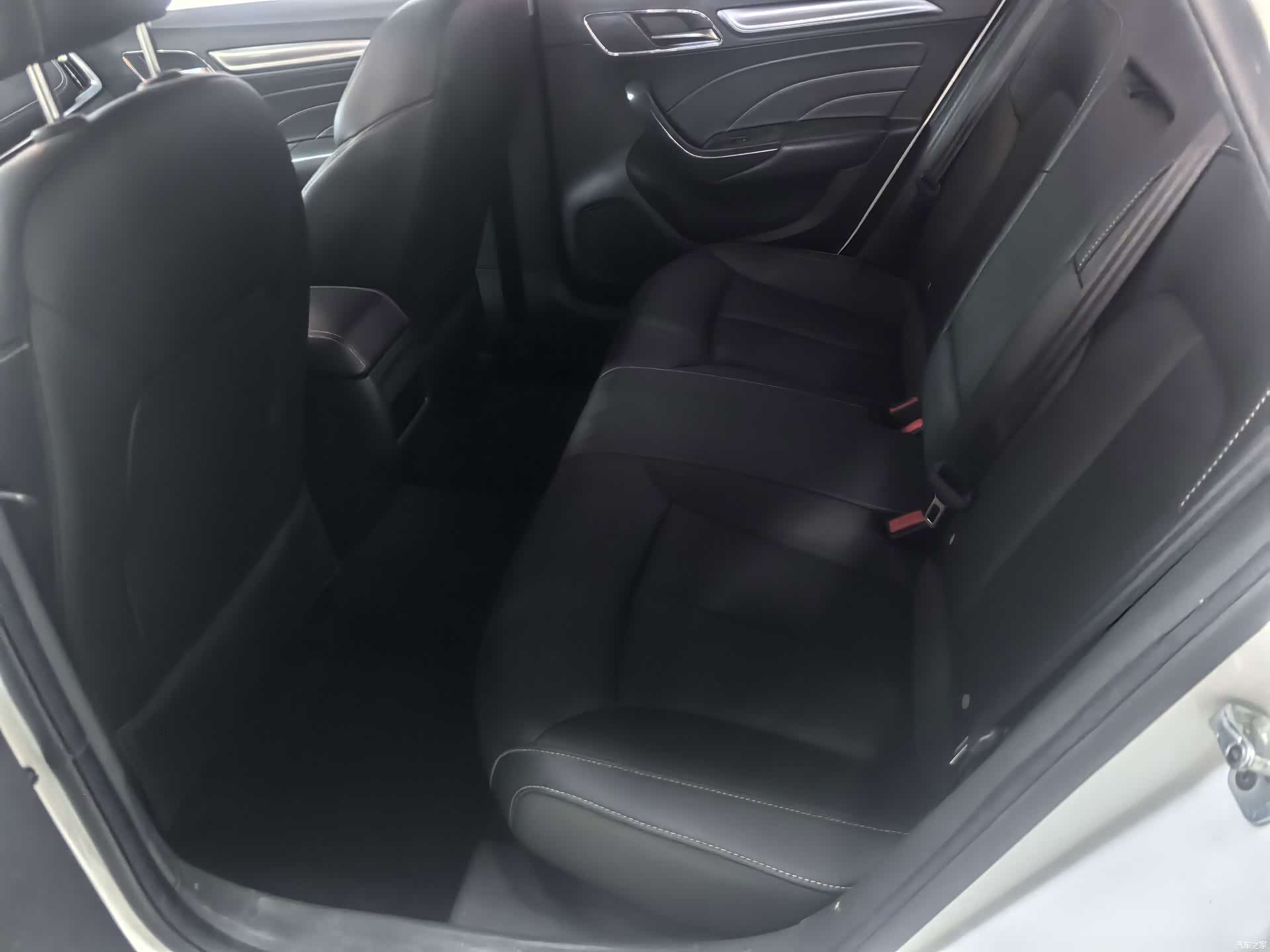 Roewe i6, 2019 14