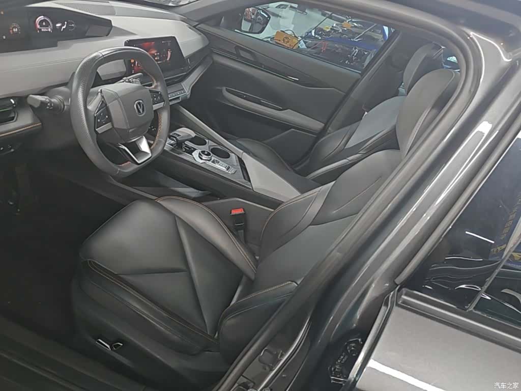 Changan UNI-V, 2022 15