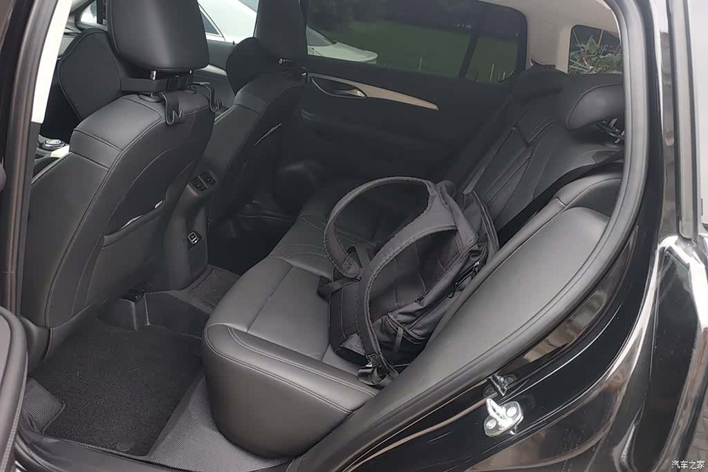 Buick Envision Plus, 2024 11