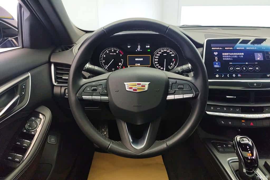 Cadillac CT5, 2023 15