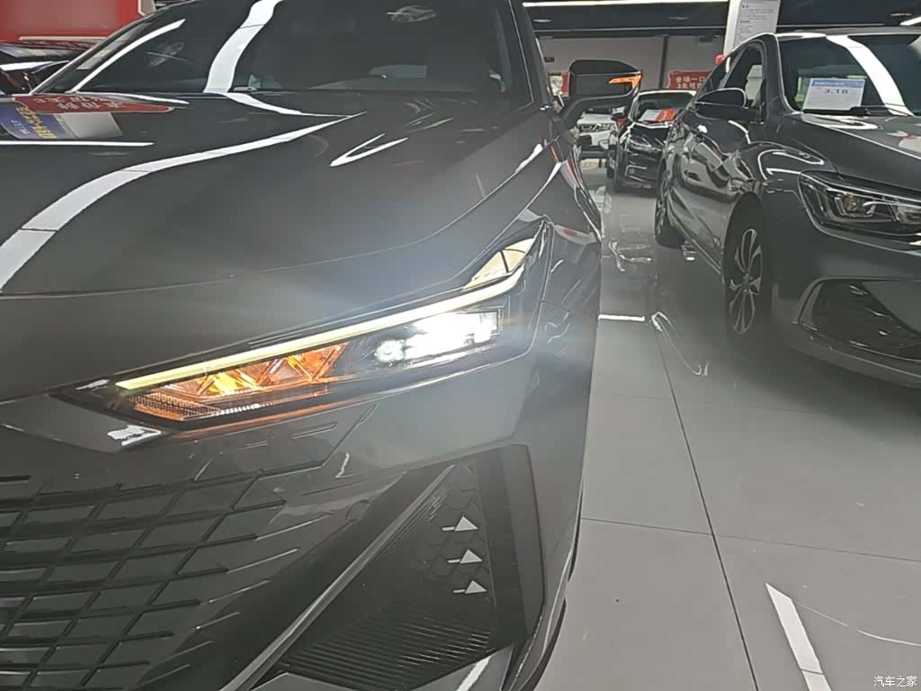 Changan UNI-V, 2022 24