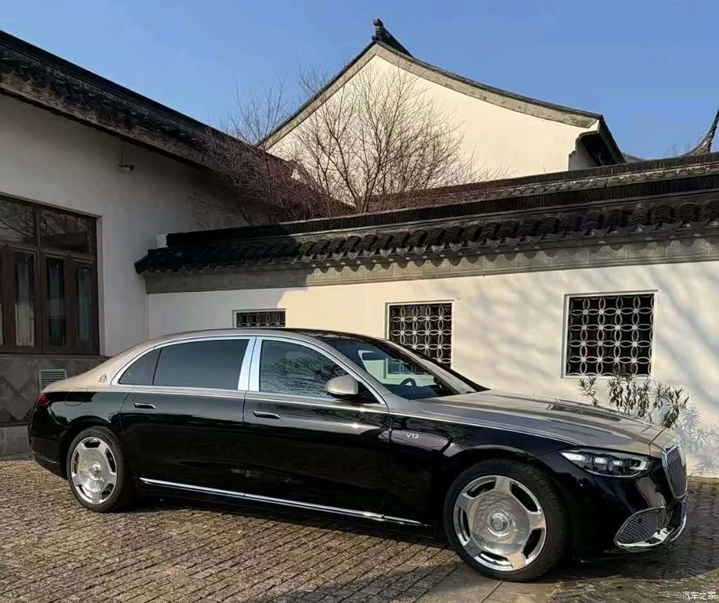 Maybach S-Class, 2023 14