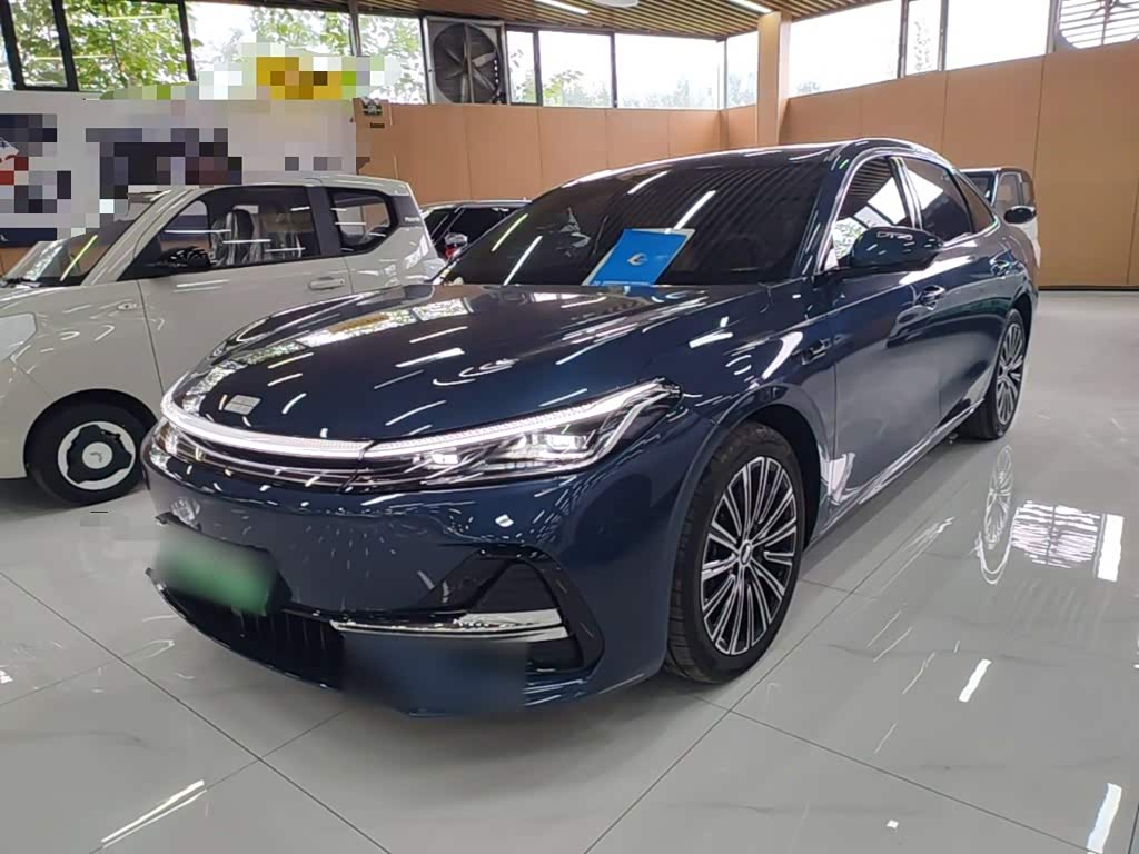 Geely Galaxy A7 EM