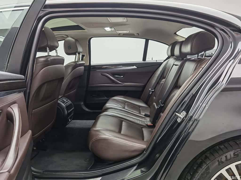 BMW 5 Series, 2015 15
