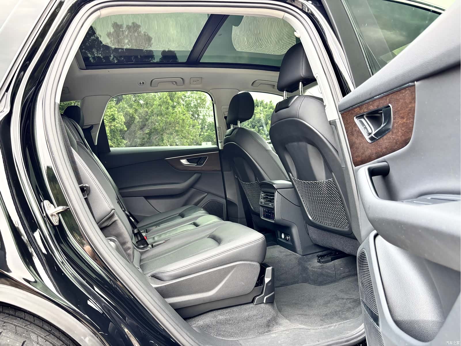 Audi Q7, 2023 11
