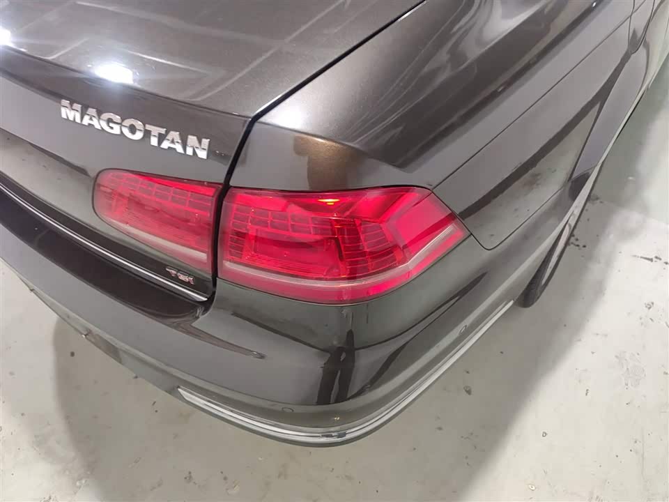 Volkswagen Magotan