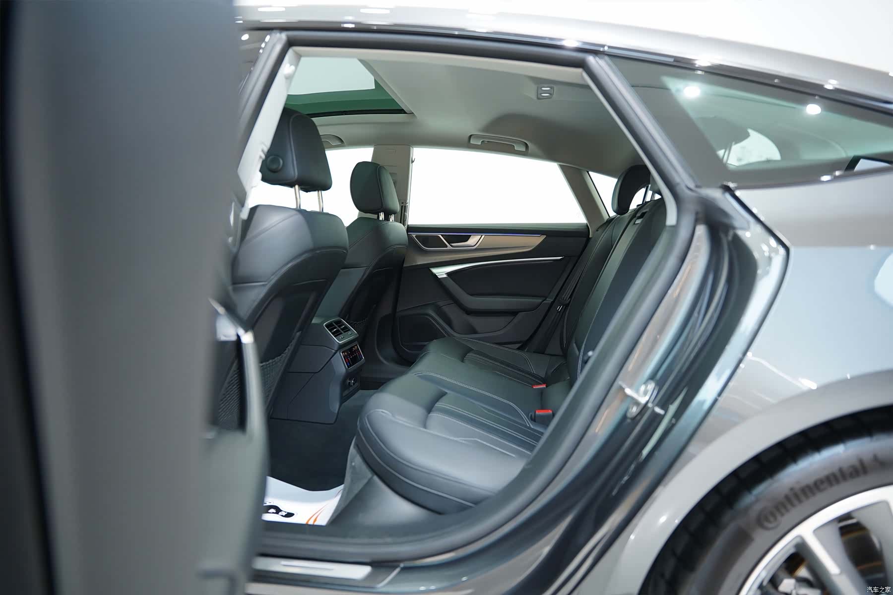 Audi A7, 2025 21
