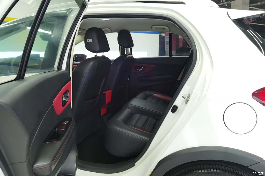 Haval H1, 2015 11