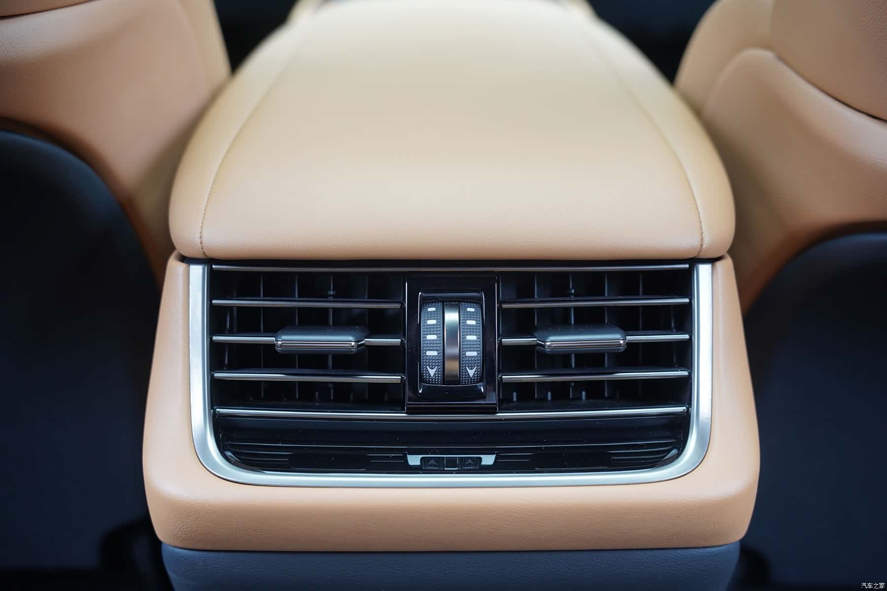 Lexus LS, 2022 28