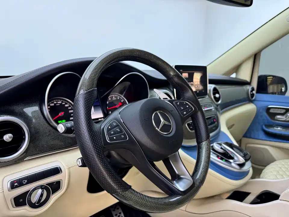 Mercedes-Benz V-class Mercedes-Benz V-class
