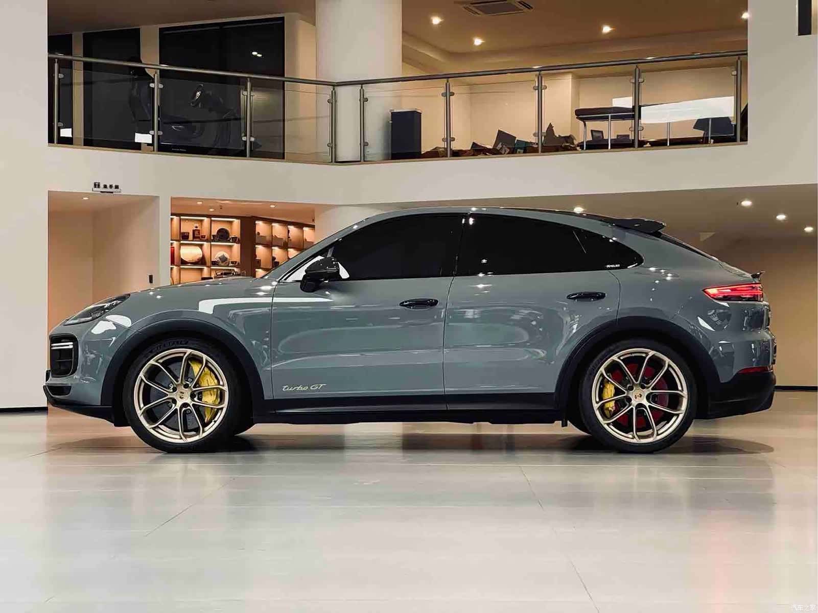 Porsche Cayenne, 2023 2