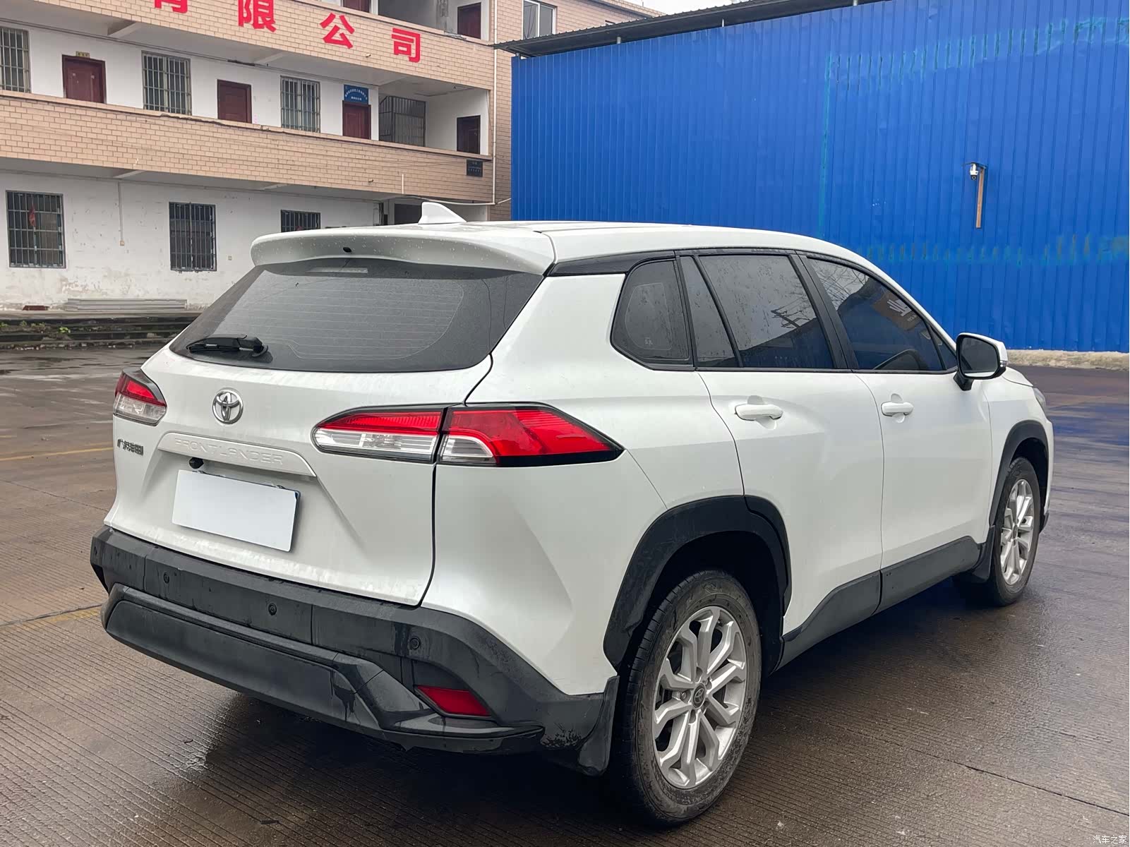 Toyota Frontlander, 2023 все фото