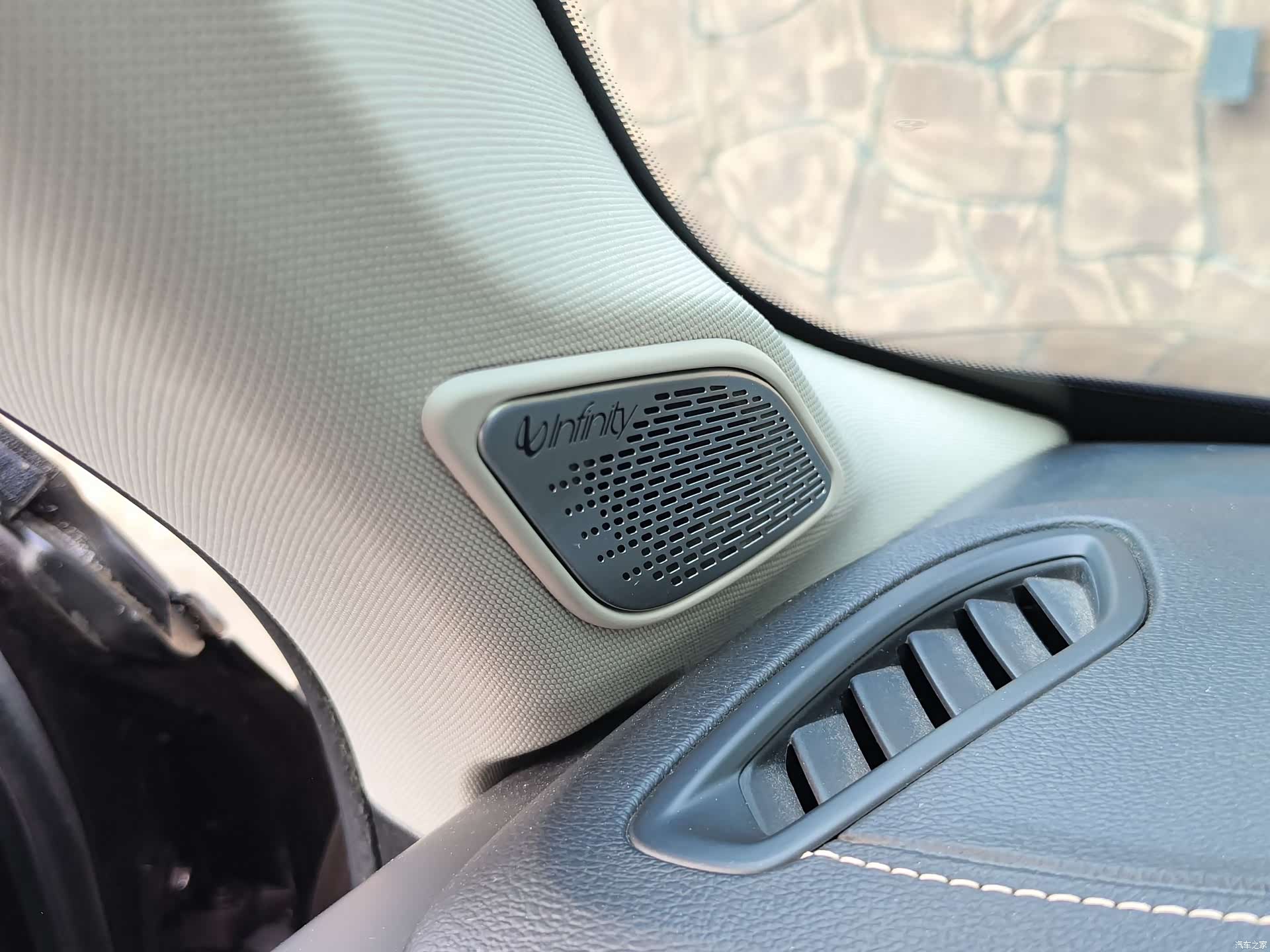 Lynk & Co 01, 2019 19