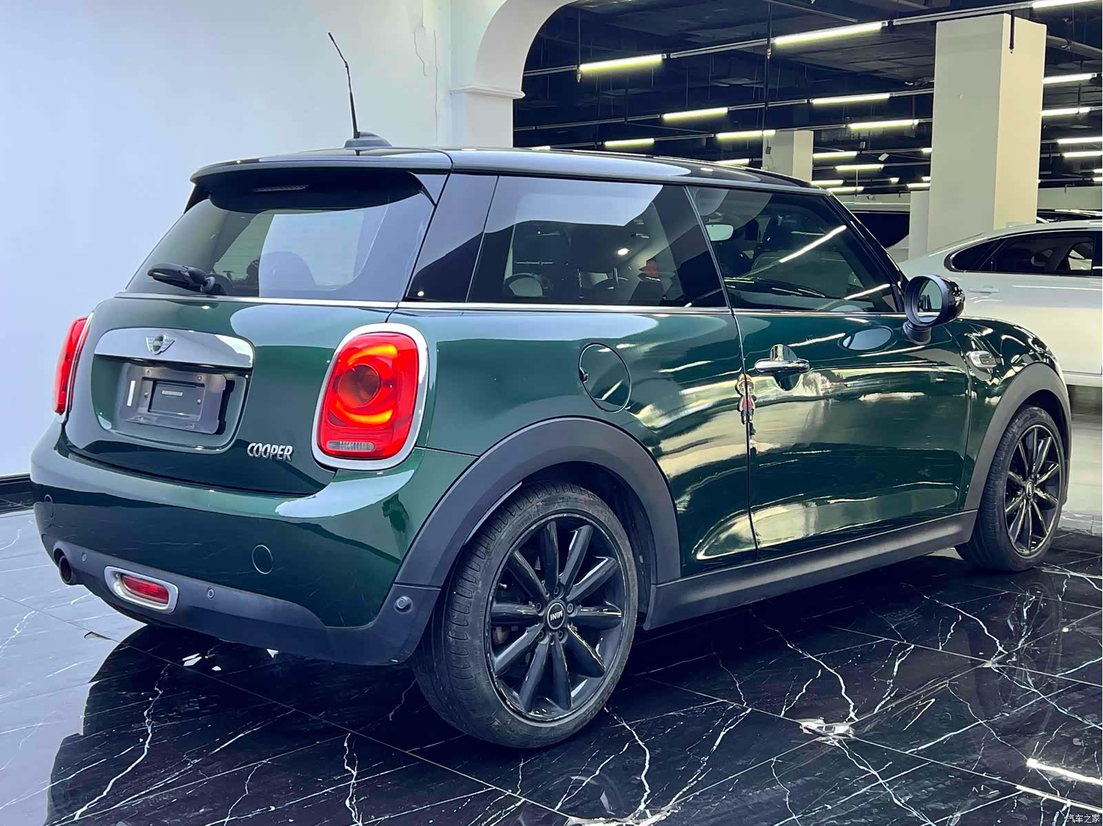 Mini Cooper, 2018 17