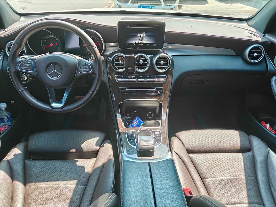 Mercedes-Benz GLC Mercedes-Benz GLC