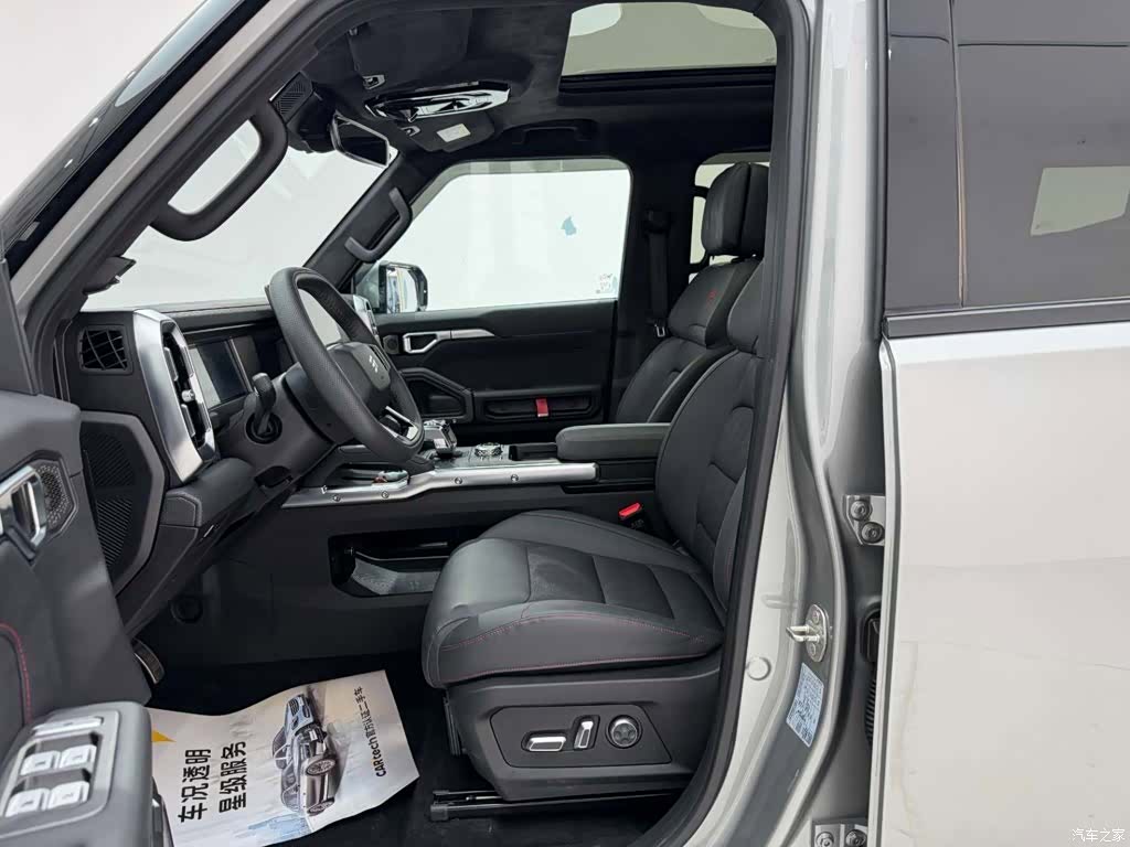 Jetour Traveller, 2025 15