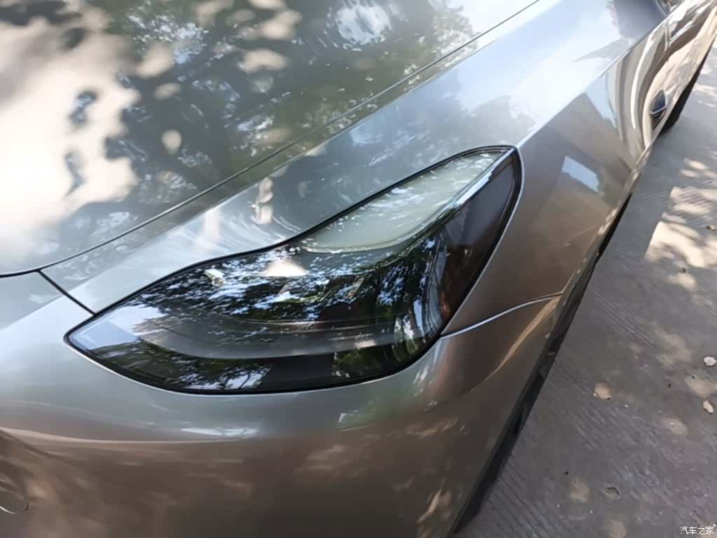 Tesla Model Y, 2023 24