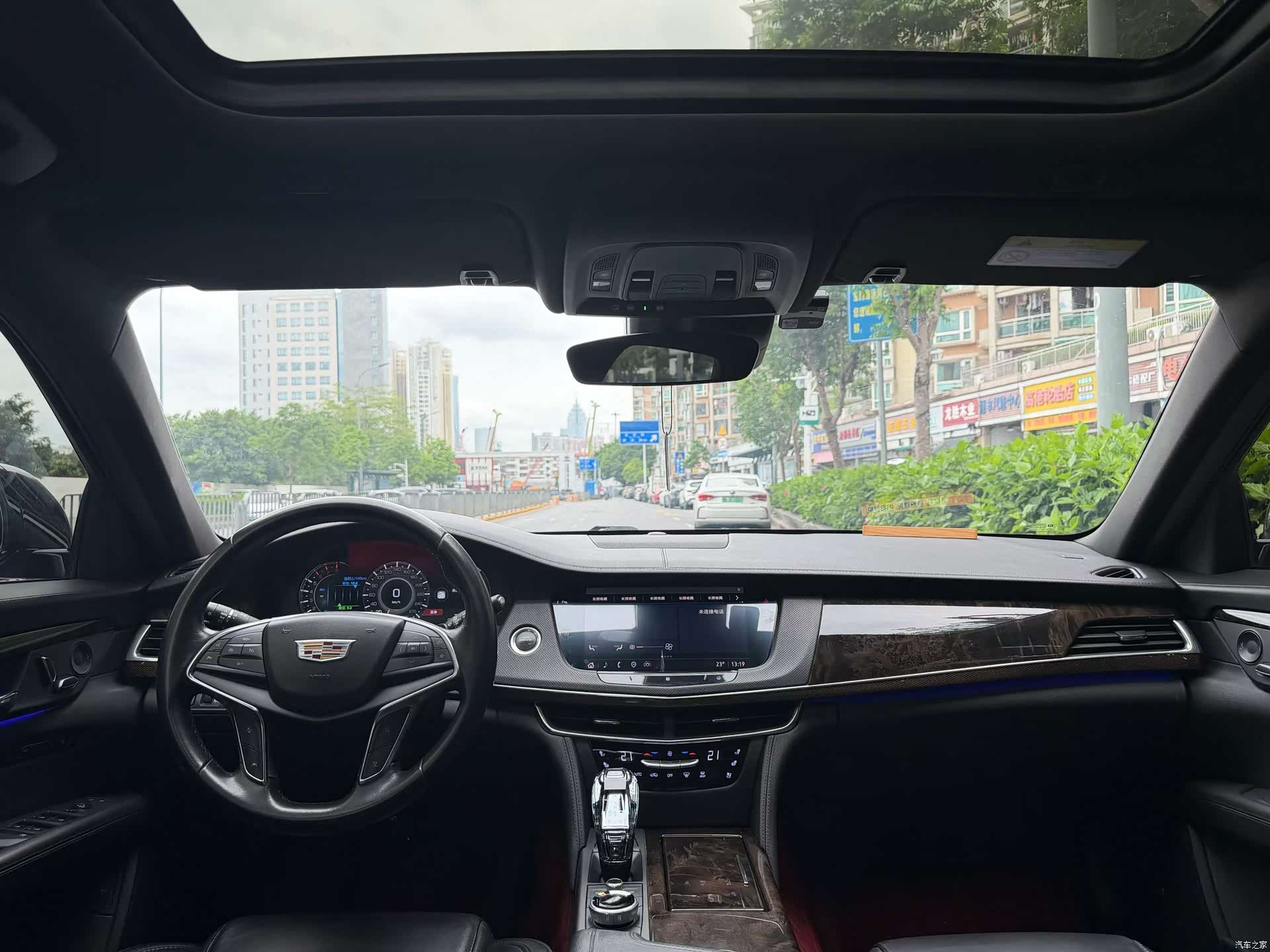 Cadillac CT6, 2021 все фото