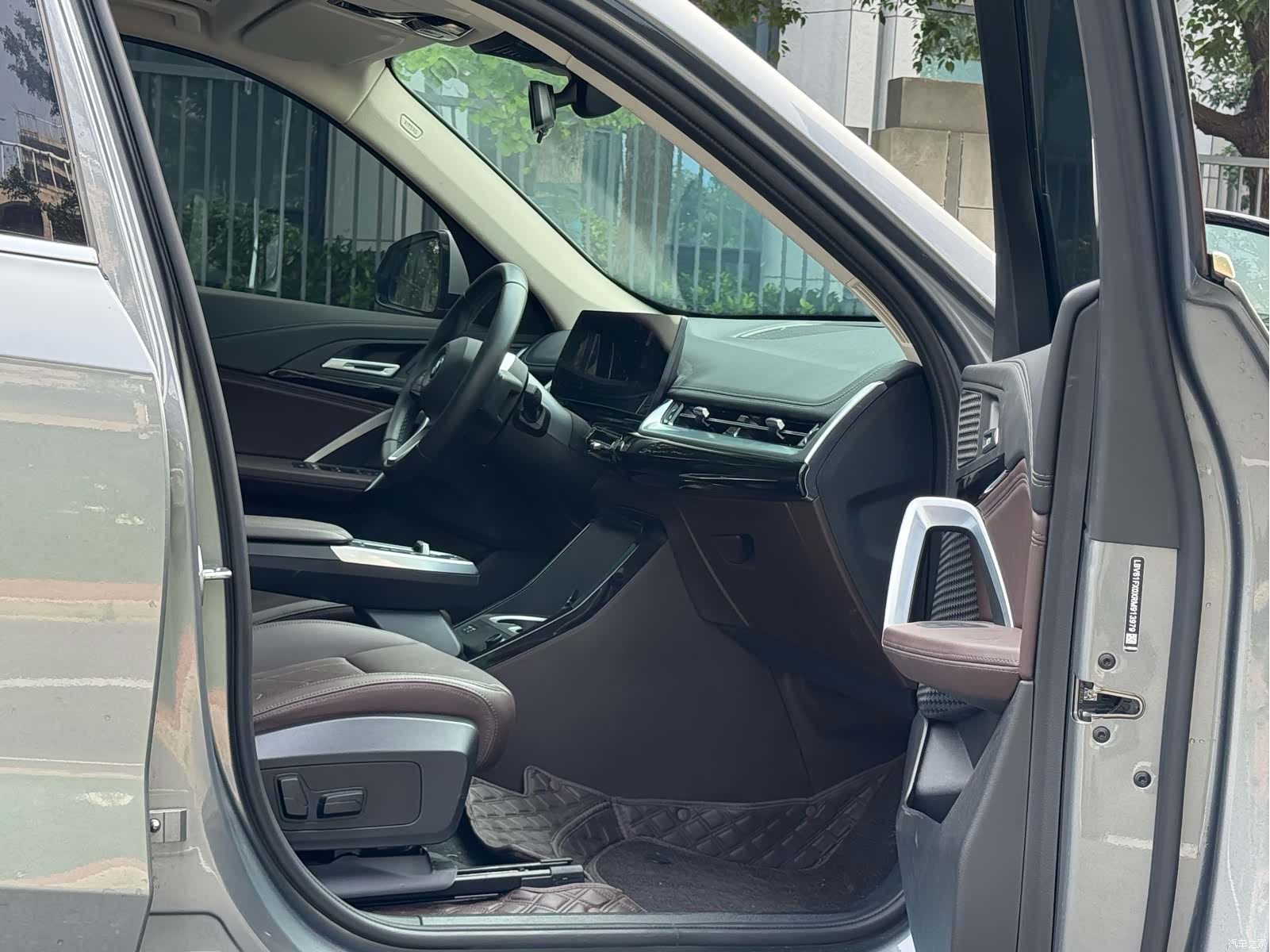 BMW iX1, 2024 10