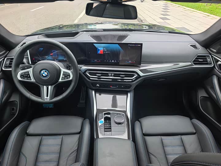 BMW i4 M 2023 M50