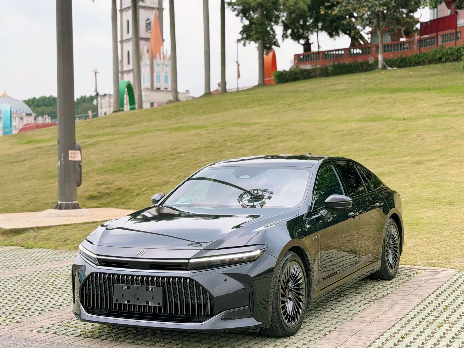 Toyota Crown, 2024 1