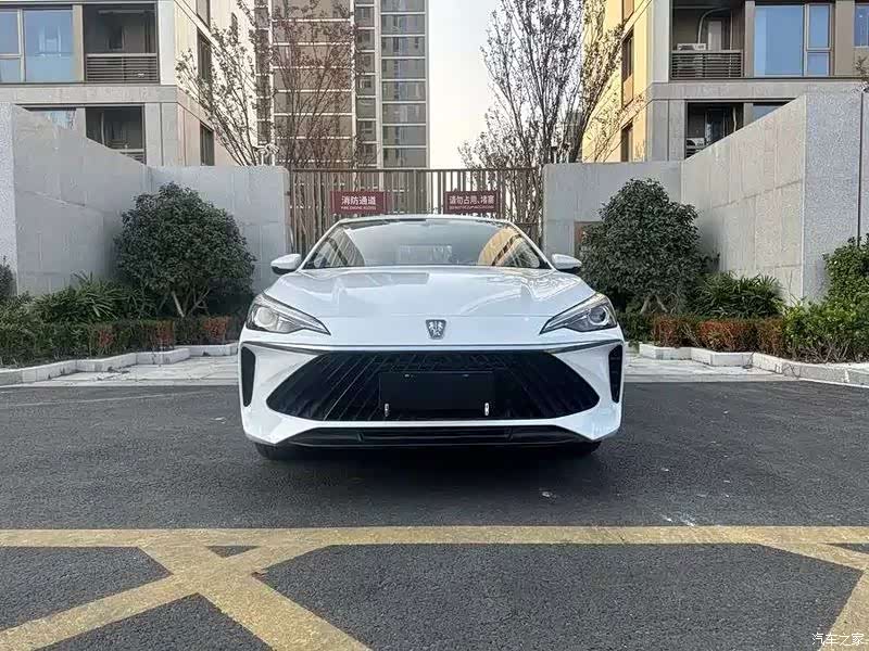 Roewe i5, 2025 2