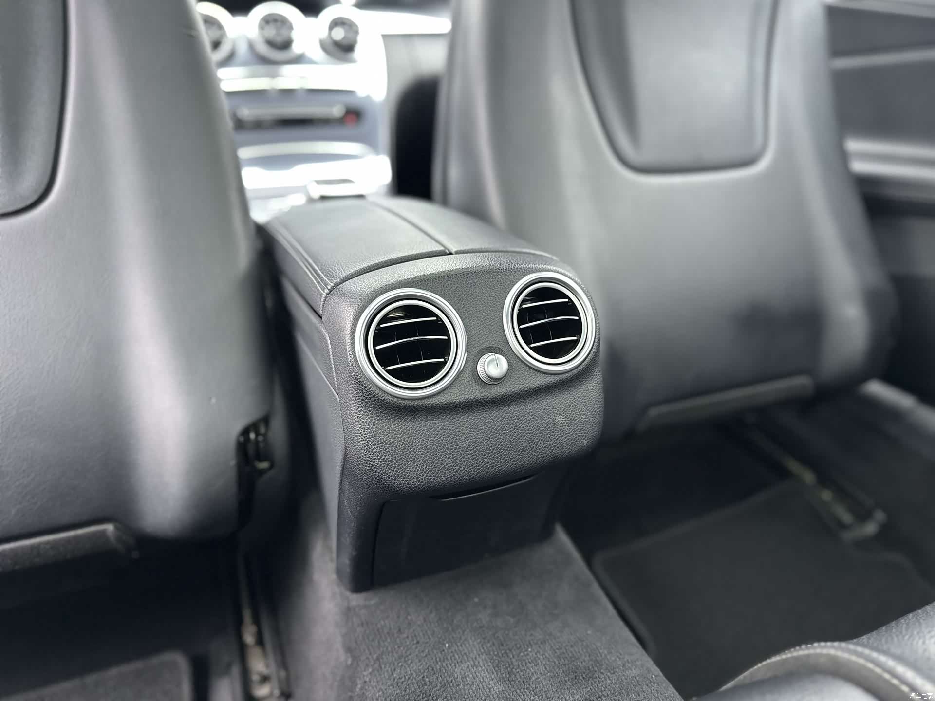 Mercedes-Benz C-Class, 2018 14