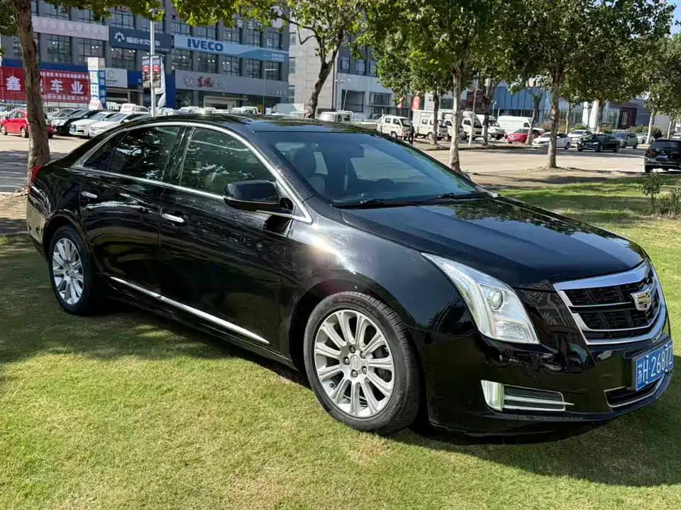 Cadillac XTS